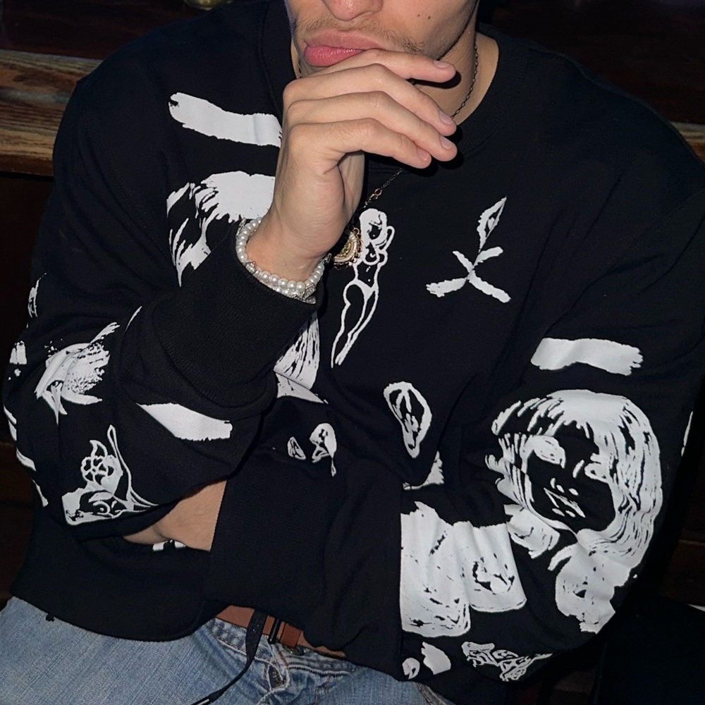 AMIRI GRAPHIC ART SWEATER